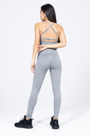 Dettaglio logo Effe Milano sul retro del Completo Silver Grey